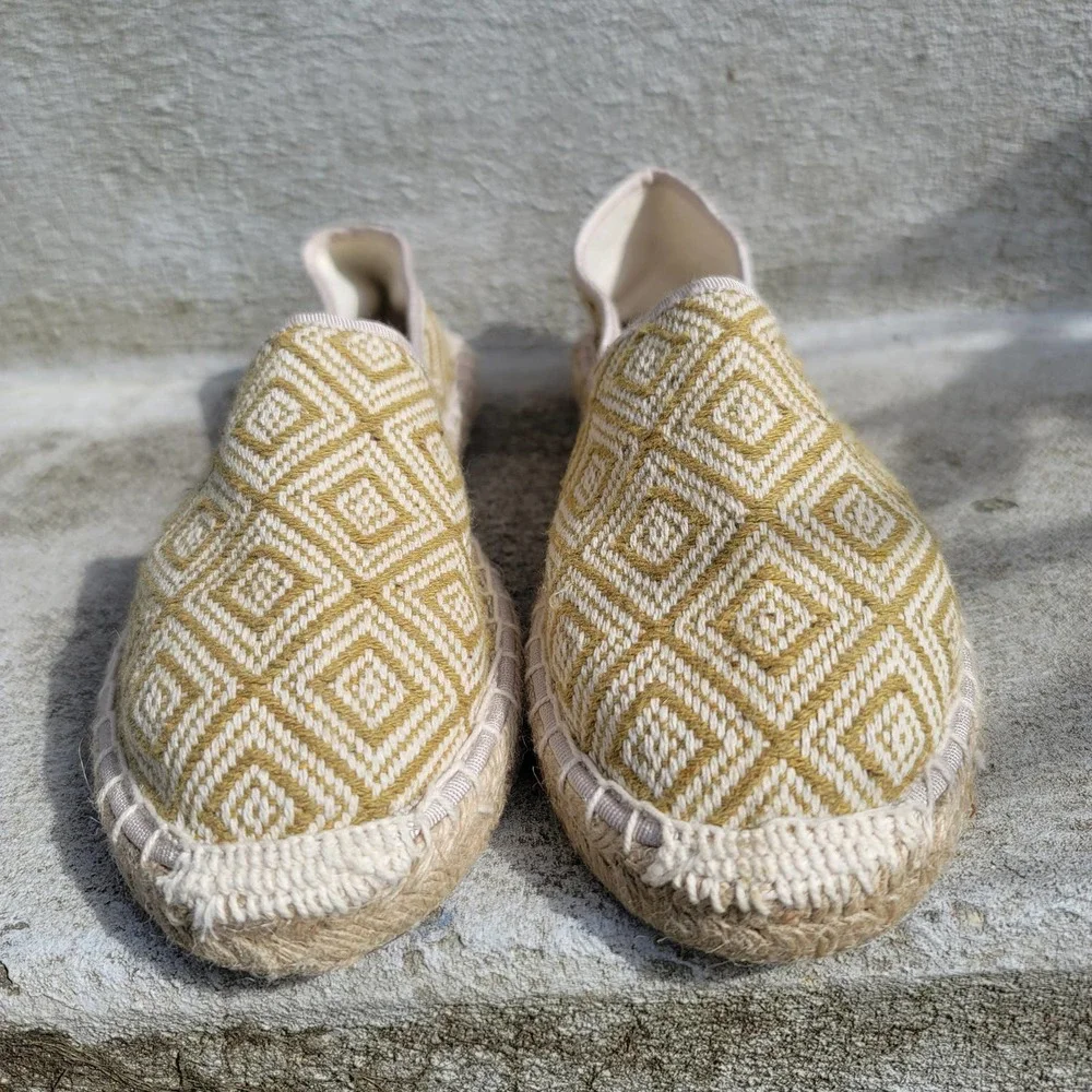 J. Crew embroidered espadrilles size 9 Cute Flats